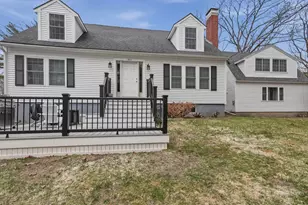 155 Court St, Exeter, NH 03833 - Photo 2