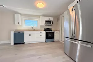 8 Holman St, Hillsboro, NH 03221 - Photo 8