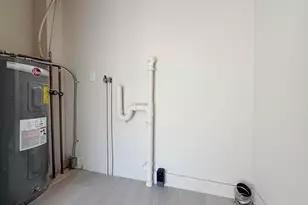 8 Holman St, Hillsboro, NH 03221 - Photo 26