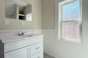 8 Holman St, Hillsboro, NH 03221 - Photo 20