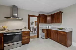 4 Princeton St, Concord, NH 03301 - Photo 8