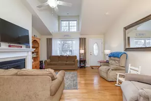 2A Taunton Ln, Hudson, NH 03051 - Photo 10