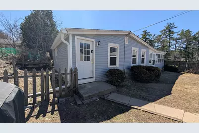 11 Bellevue Street, Manchester, NH 03103 - Photo 4