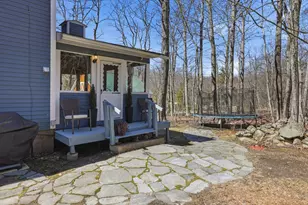 11 Elwood Rd, Derry, NH 03038 - Photo 26