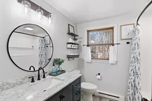 11 Elwood Rd, Derry, NH 03038 - Photo 14