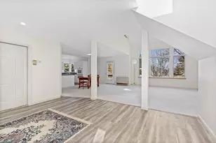 14 Sterling Springs Dr, Hartford, VT 05001 - Photo 4