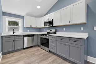 228 Main St, Hampstead, NH 03841 - Photo 1