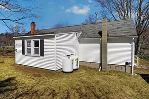 228 Main St, Hampstead, NH 03841 - Photo 6