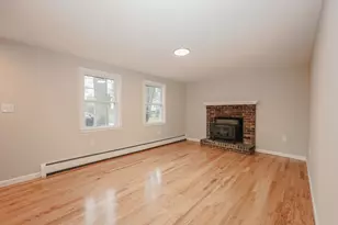 29 Nightingale Rd, Nashua, NH 03062 - Photo 2