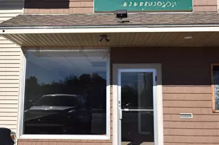 160 Main St, Kingston, NH 03848 - Photo 1