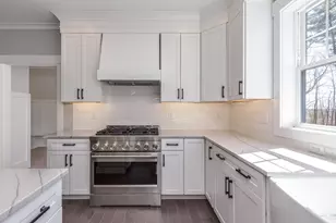 125 Crowley Rd, Candia, NH 03034 - Photo 10