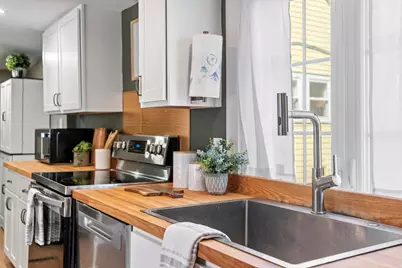 5 Middle Street, Nashua, NH 03060 - Photo 12