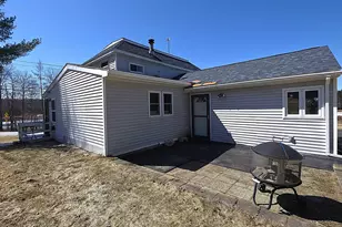 1371 New Hampshire Route 16, Dummer, NH 03588 - Photo 2