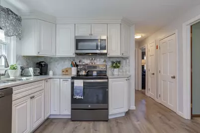 27 Bedard Avenue, Derry, NH 03038 - Photo 16