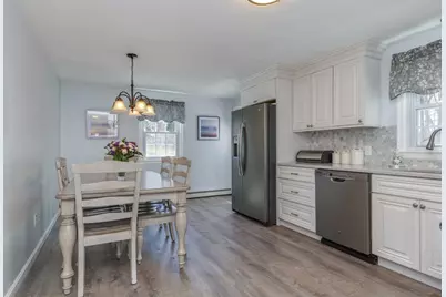 27 Bedard Avenue, Derry, NH 03038 - Photo 14