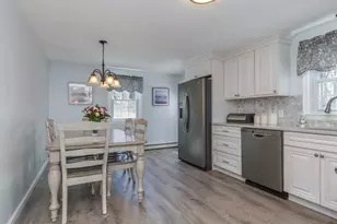 27 Bedard Ave, Derry, NH 03038 - Photo 14