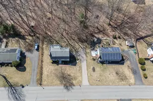 27 Bedard Ave, Derry, NH 03038 - Photo 42