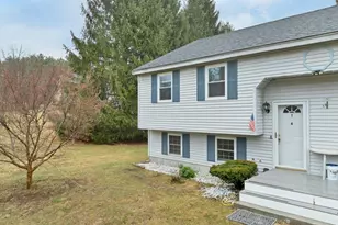 14 N Salem Rd, Hampstead, NH 03841 - Photo 4