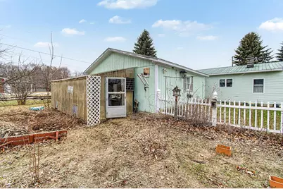 93 Middle Road, Swanton,  05488 - Photo 12