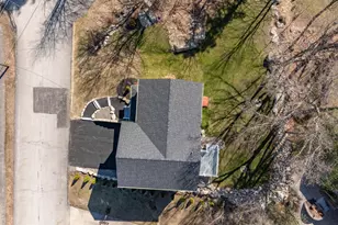 9 Michelle Dr, Nashua, NH 03062 - Photo 6