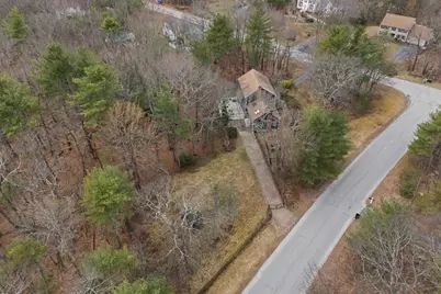 41 Windsor Boulevard, Londonderry, NH 03053 - Photo 10