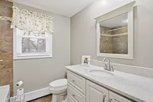 7 Nevens St, Hudson, NH 03051 - Photo 18