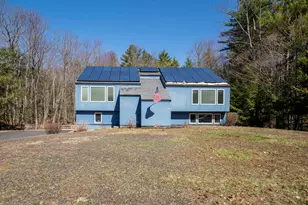 49 Birkdale Rd, Bedford, NH 03110 - Photo 2