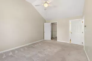 3 Pemigewasset Cir, Derry, NH 03038 - Photo 32