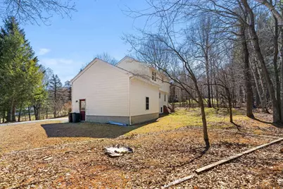 3 Pemigewasset Circle, Derry, NH 03038 - Photo 8