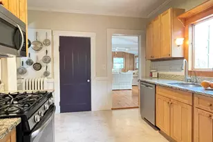 27 Pine St, Peterborough, NH 03458 - Photo 24