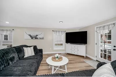 61 Barbara Lane, Hudson, NH 03051 - Photo 8