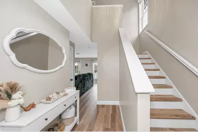 61 Barbara Lane, Hudson, NH 03051 - Photo 4