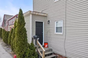 28 5th St, Dover, NH 03820 - Photo 4