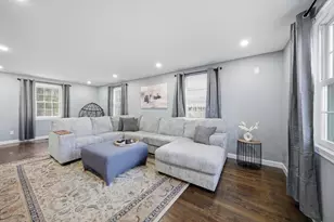 24 Hunters Ln, Nashua, NH 03063 - Photo 12