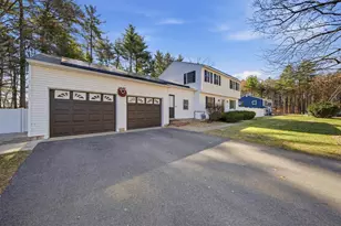 24 Hunters Ln, Nashua, NH 03063 - Photo 2