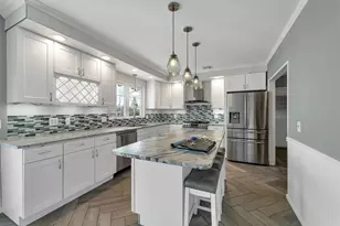 9 Dale St, Nashua, NH 03060 - Photo 4