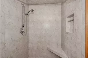 19 Lisa Dr, Nashua, NH 03062 - Photo 34