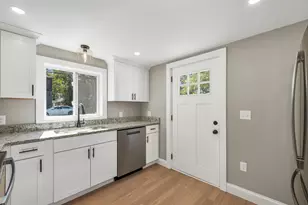 85 Shadow Lake Rd, Salem, NH 03079 - Photo 16