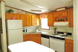 132A Robinhood Dr, Exeter, NH 03833 - Photo 12