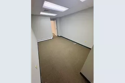 707 Chestnut Street, Manchester, NH 03104 - Photo 14