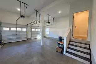 24 Wildcat Dr, Dover, NH 03820 - Photo 10