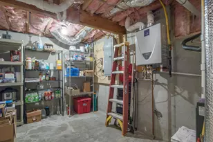 425 Pleasant St, Rollinsford, NH 03869 - Photo 20