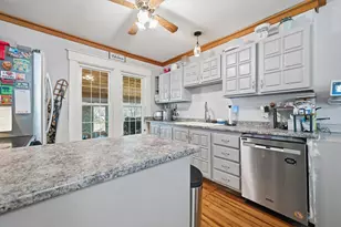 19 Mechanic St, Gorham, NH 03581 - Photo 2