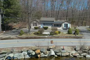 122 Wash Pond Rd, Hampstead, NH 03841 - Photo 2