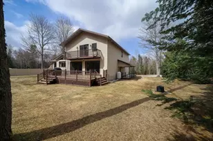 84 Bemis St, Berlin, NH 03570 - Photo 6