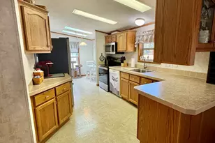 28 Emile Dr, Allenstown, NH 03275 - Photo 8