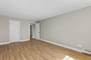 379 Huse Rd, Manchester, NH 03103 - Photo 24