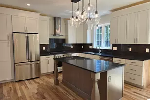 19 Shearwater Dr, Portsmouth, NH 03801 - Photo 6
