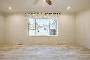 68 Diamondback Dr, Rochester, NH 03868 - Photo 14