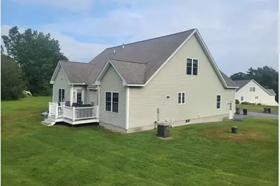 7 Harvest Road, Windham, NH 03087 - Photo 4